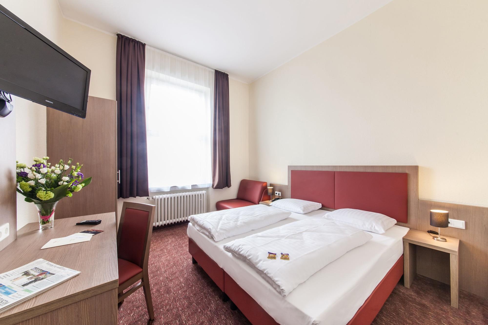 Hotel Maxim Düsseldorf City Exterior foto